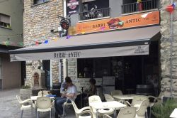 Awning Eurosol 1000 in a hostel